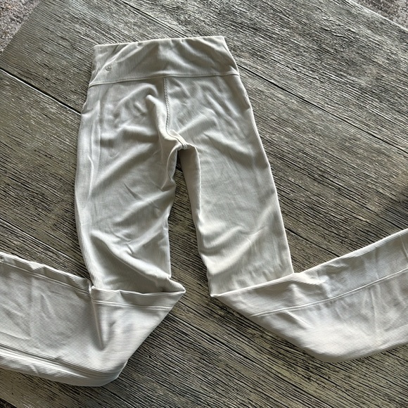 Lululemon Ribbed softstream flared pants - Picture 3 of 5